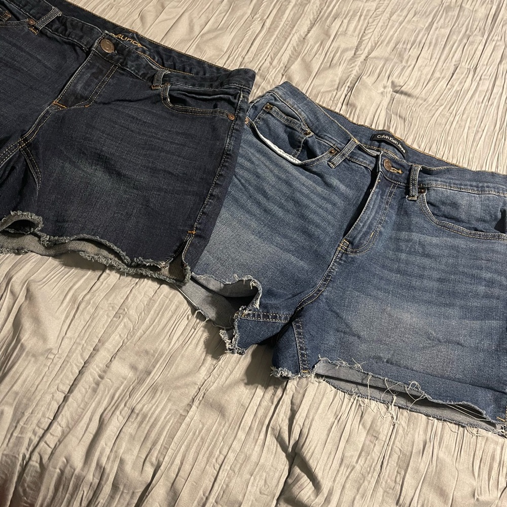 Set of 2 Shorts 10/30